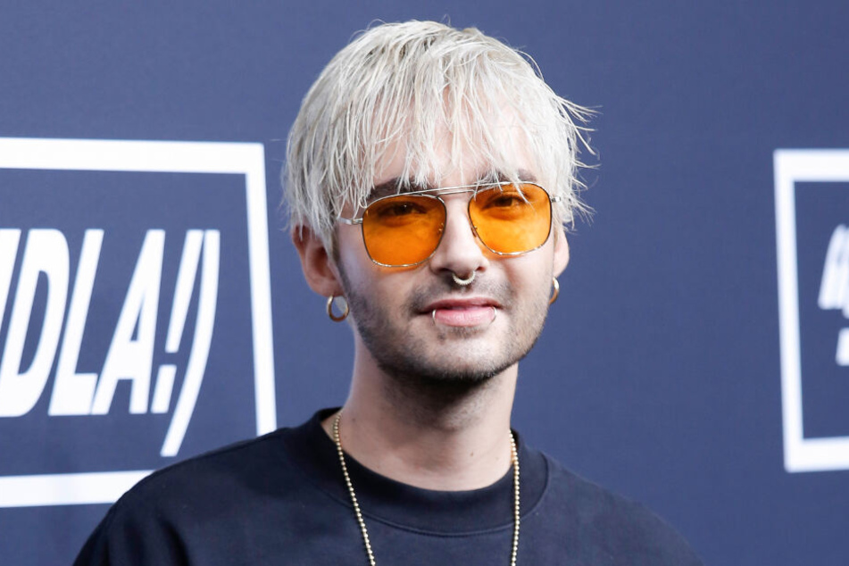 Bill Kaulitz hilft seinem Zwillingsbruder, mit dem Medienrummel umzugehen.
