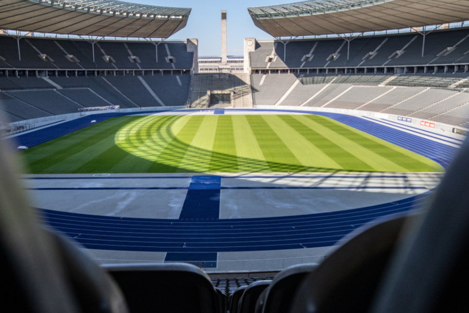 Der Blick auf das leere Olympiastadion.