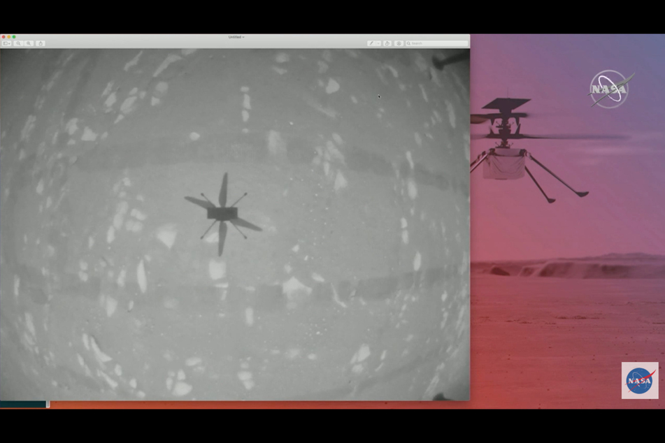 Footage showed the shadow of the helicopter in flight (l.). The Perseverance rover also captured images of the flight and landing (r.).