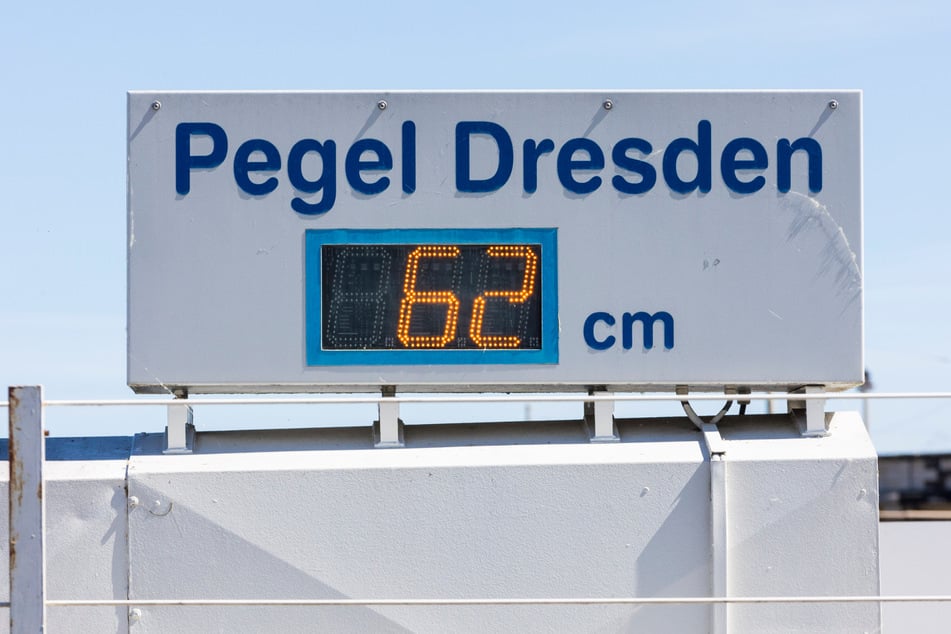 Die Messstelle am Theaterkahn zeigte nur noch 62 Zentimeter an.