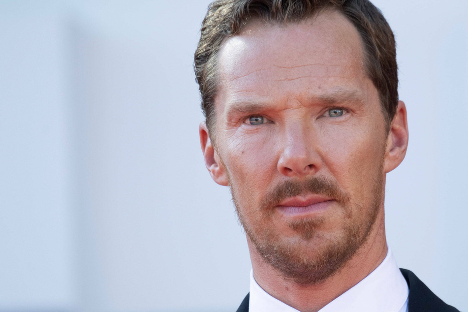 In a new interview, Benedict Cumberbatch weighed on his costar Scarlett Johansson's decision to sue Disney and Marvel Entertainment.