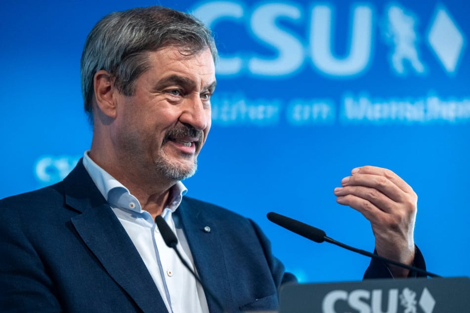 Seins is' Fiction: Bayerns Ministerpräsident Markus Söder (58, CSU) will die (technische) Zukunft bald Realität werden lassen.