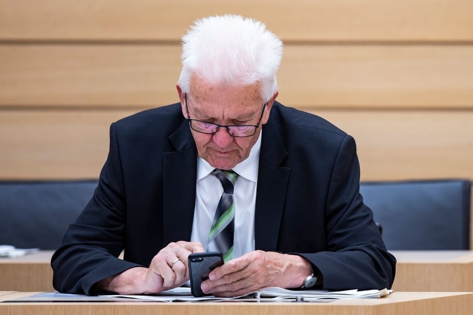 Es wurden über 1000 Reden analysiert und unter anderem untersucht, ob Politiker im Landtag auf ihr Handy schauten. (Archivfoto)