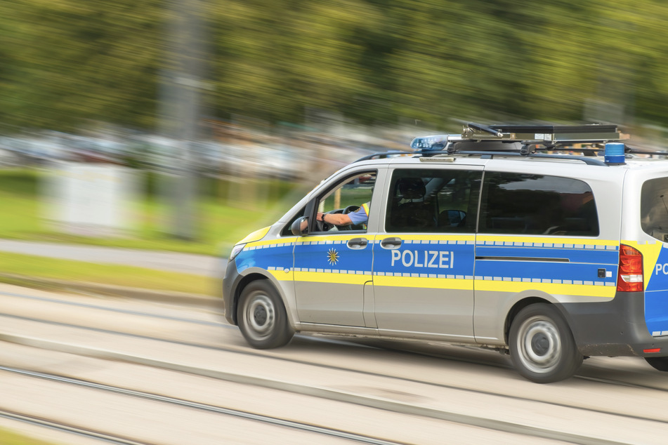 Die Dresdner Polizei und Staatsanwaltschaft hat am Donnerstag erneut zum Schlag gegen die Verbreitung von Kinderpornografie ausgeholt und 26 Wohnungen durchsucht. (Symbolbild)