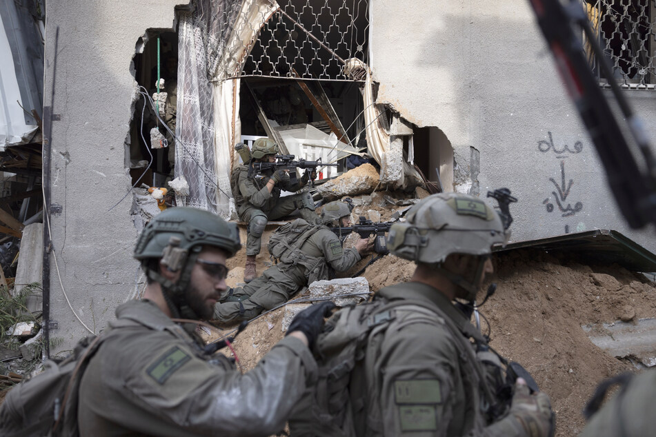 Israelische Soldaten während einer Bodenoperation im Gazastreifen.
