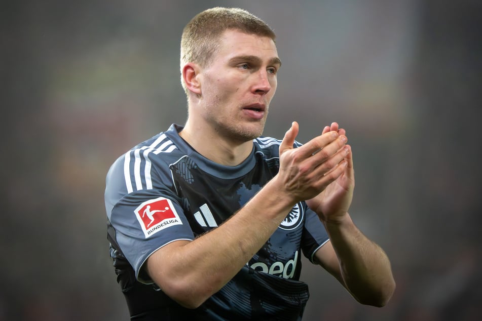 Rasmus Kristensen (28) steht am Wochenende zumindest wieder im Kader der Eintracht.