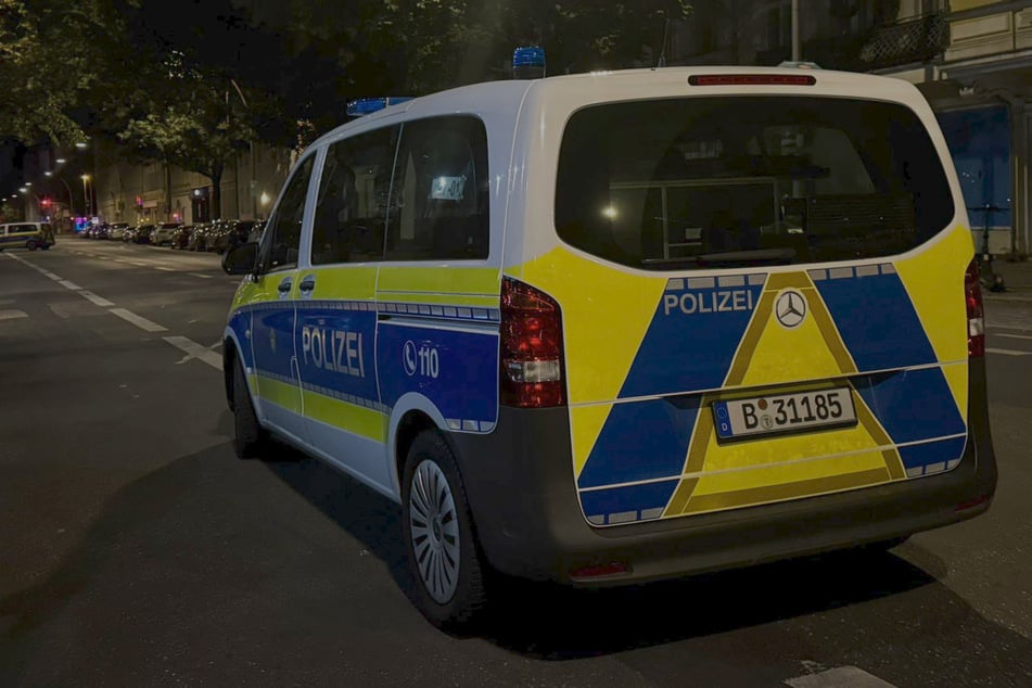 Die Berliner Polizei am Tatort.
