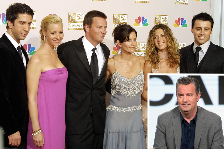 The cast of Friends (from l to r) David Schwimmer, Lisa Kudrow, Courteney Cox, Jennifer Aniston, and Matt LeBlanc are said to be in talks to honor Matthew Perry (3rd from l and inset) at this year's Emmy Awards.