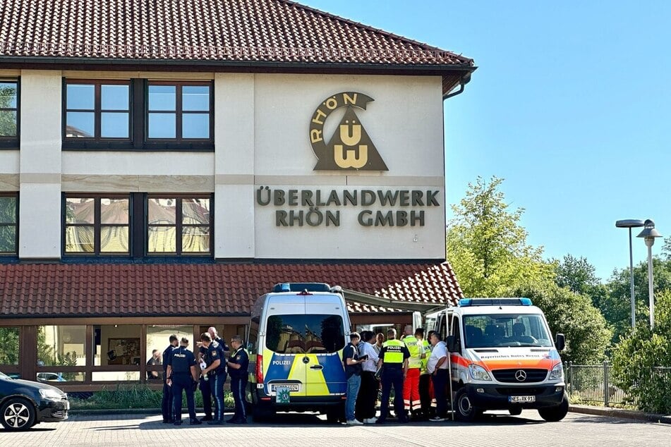 Neben der 59-jährigen Frau, die verstarb, wurden damals auch zwei weitere Kollegen verletzt.