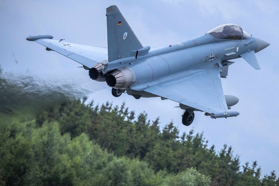 Die vier Eurofighter sind am Mittwoch zur Nato-Mission nach Estland aufgebrochen.