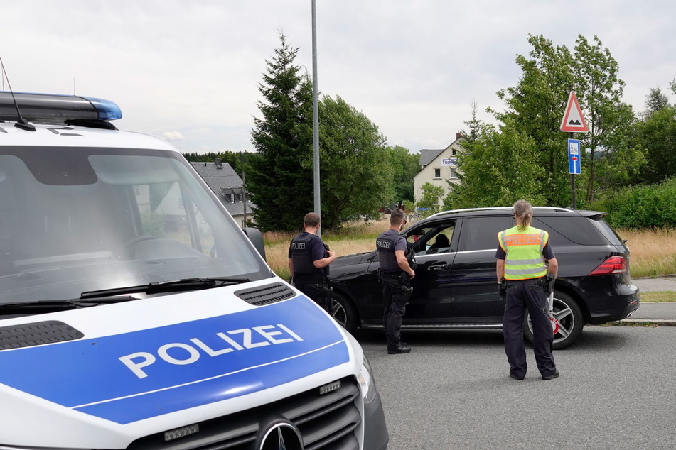 Chemnitz: Mehr als zehn Fälle am Wochenende: Bundespolizei schnappt illegal Eingereiste