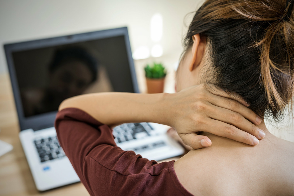 How your work space is set up is key when it comes to trying to ward off neck and back pain.