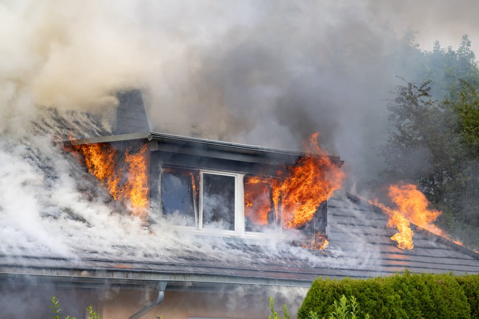 Das Gebäude stand in Vollbrand.