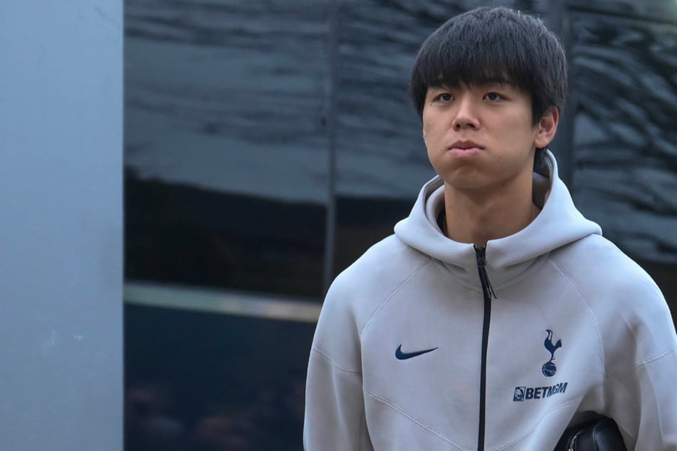 Transfermarkt im Liveticker: Er ist Nationalspieler! Bundesligist krallt sich Premier-League-Profi