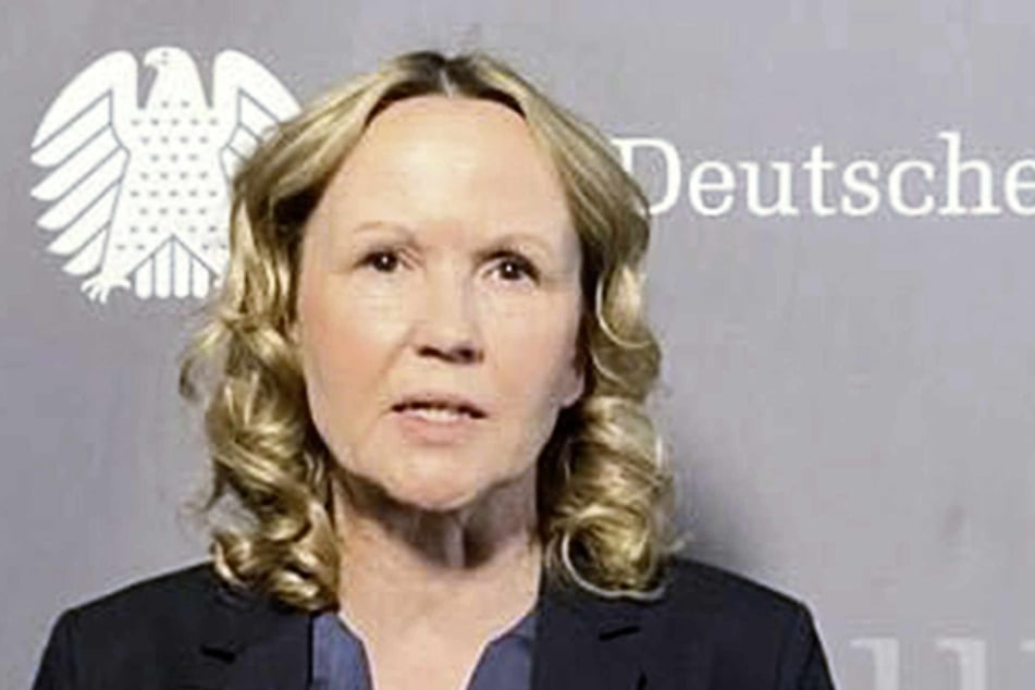 Auch Bundesumweltministerin Steffi Lemke (56, Grüne) geriet wegen der Entscheidungsfindung über eine mögliche Laufzeitverlängerung von Atomkraftwerken unter Druck.