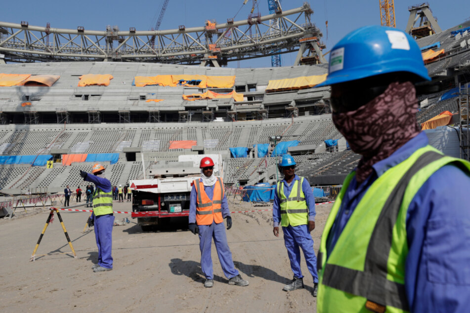 Bauarbeiten im Lusail-Stadion, einem der Stadien der WM 2022. Wird bis zum Anstoß am 21. November alles fertig?