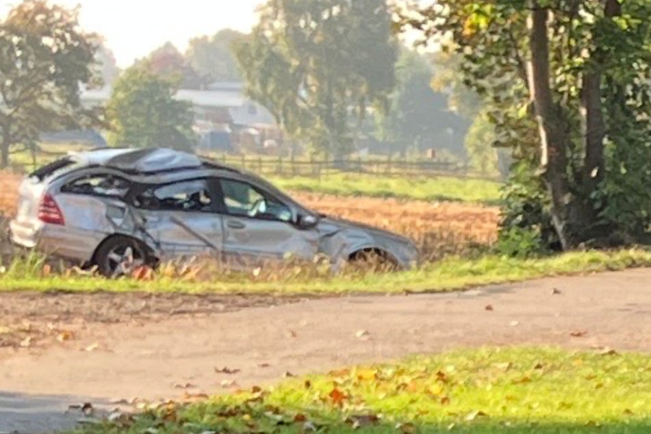 Auf der L165 in der Gemeinde Worpswede ist ein Kleinkind bei einem Unfall am Donnerstag lebensgefährlich verletzt worden.