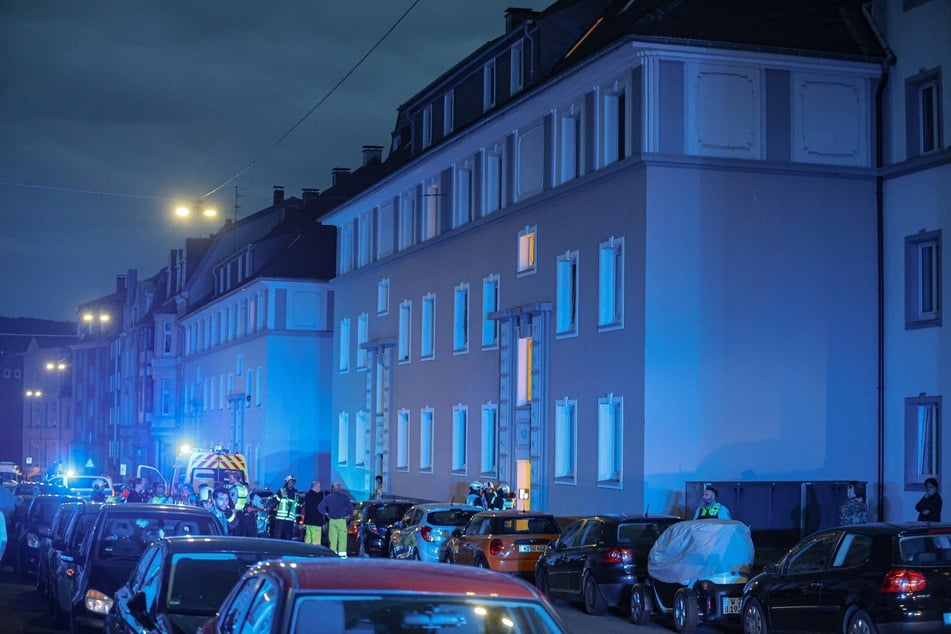 An diesem Wohnhaus in der Sedanstraße in Wuppertal explodierte der Gaskocher.