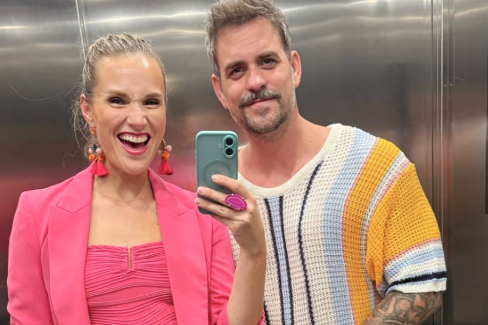 Um Job-Wünschen nachgehen zu können, teilt sich Musical-Darstellerin Anna Hofbauer (37) die Erziehung mit ihrem Mann Marc Barthel (36) gerecht auf.