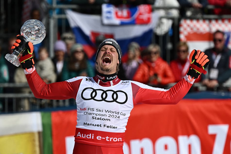 Manuel Feller holte zwar schon eine WM-Silbermedaille, doch der Gewinn der Slalom-Wertung ist für ihn der größte Erfolg seiner Karriere.