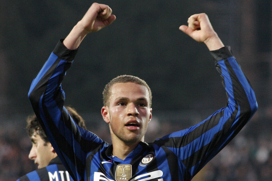 Ein Bild aus längst vergangenen Tagen. 2011 kickte Luc Castaignos (30) noch für Inter Mailand.