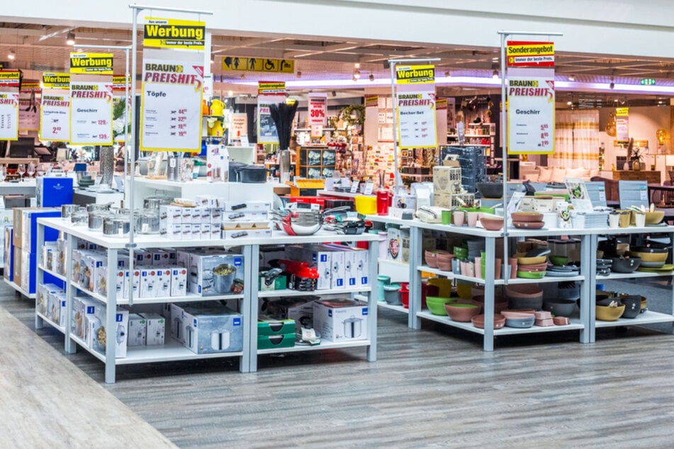 Möbel-Kette startet Hausmesse und senkt nur noch bis Samstag (8.11.) massiv die Preise