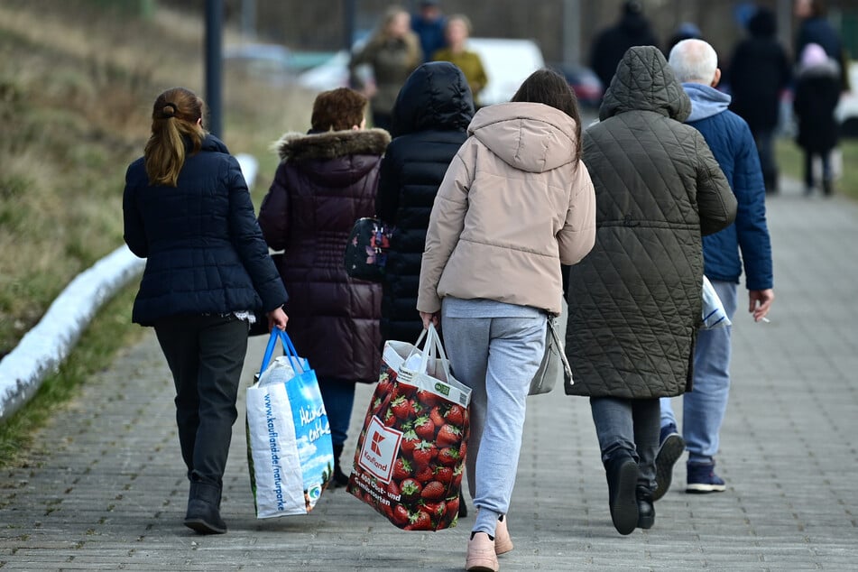 Im August kamen 100 Ukrainer nach Sachsen. (Symbolbild)