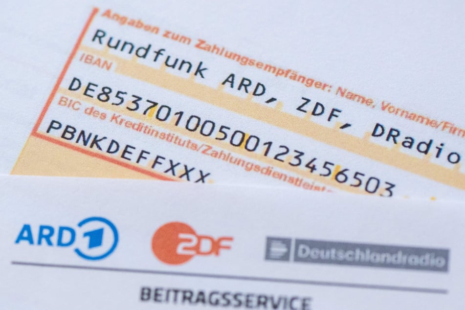 Ab Januar könnte eine Erhöhung des Beitrags um 58 Cent auf monatlich 18,94 Euro anstehen.