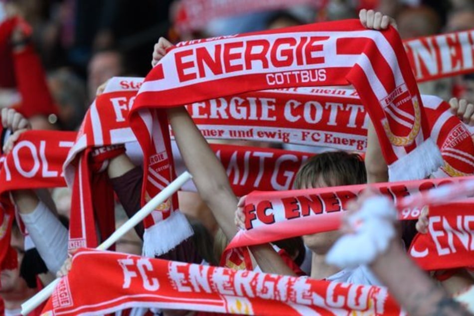 Die Energie-Fans stehen diese Saison wieder wie zu besten Bundesliga-Zeiten hinter dem Klub.