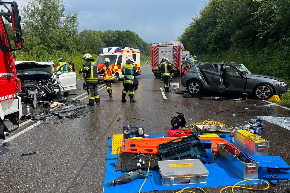 An den Folgen eines schweren Verkehrsunfalls verstarb ein junger Mann (†21) im Kreis Konstanz.