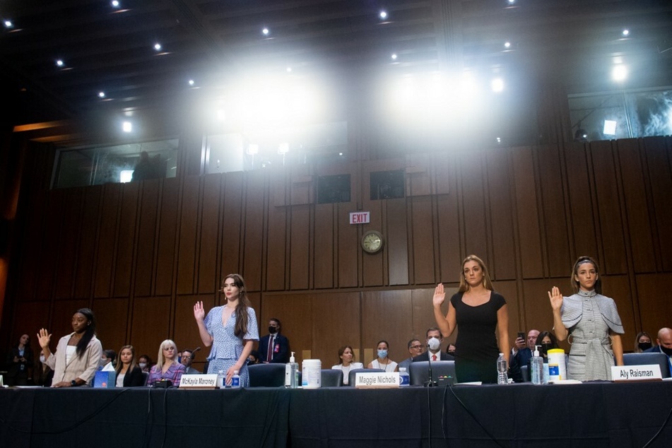 From l. to r.: Simone Biles, McKayla Maroney, Aly Raisman, Maggie Nichols about the sexual abuse of Larry Nassar at a Senate Judiciary hearing.