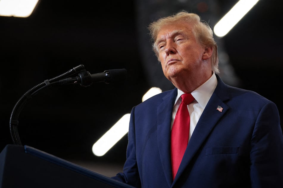 Ukraine-Krieg: Trump kündigt baldiges Treffen mit Putin und Selenskyj an