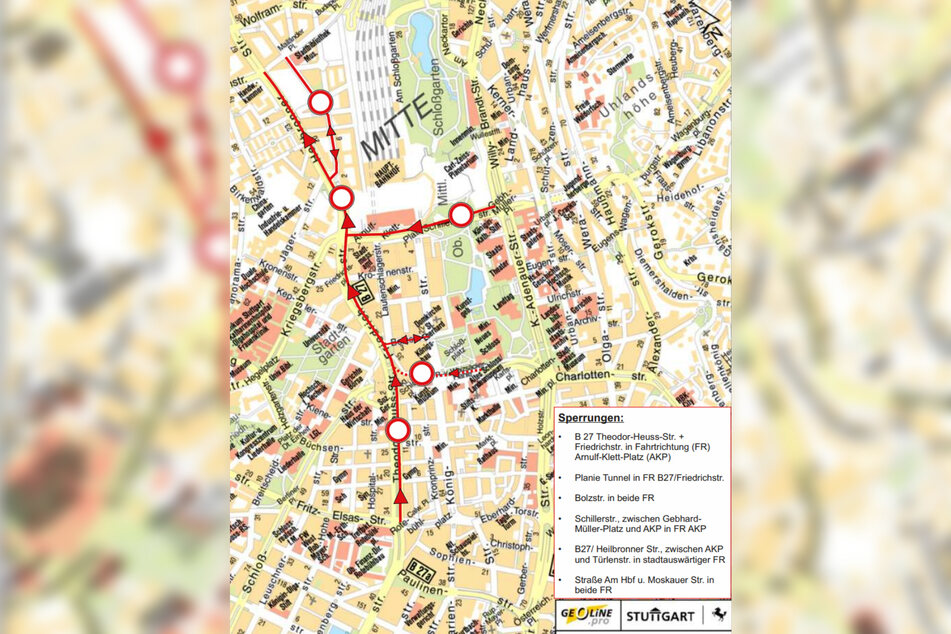 Der Trauermarsch zieht durch einen Großteil der Stuttgarter Innenstadt.