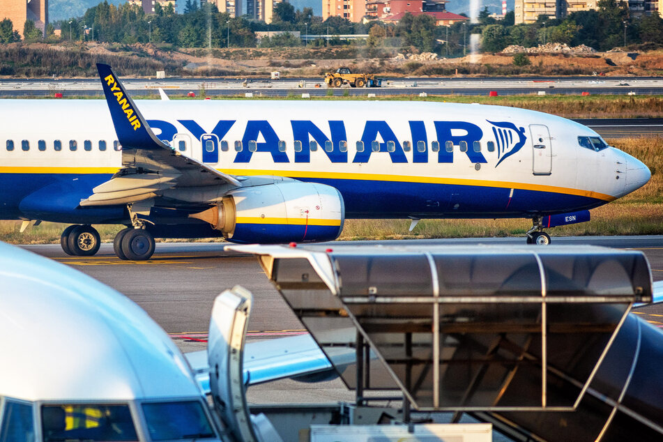 Flug bezahlt, aber Ryanair will nochmal bis zu 710 Euro: Das hat es damit auf sich!