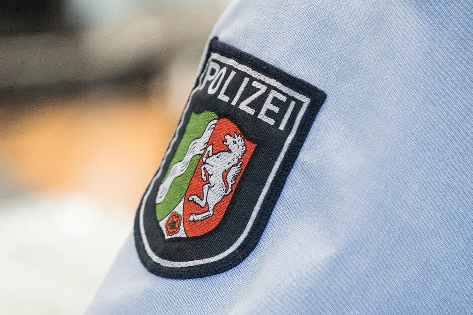Miese Masche! Falsche Polizistin soll Senioren um 220.000 Euro betrogen haben