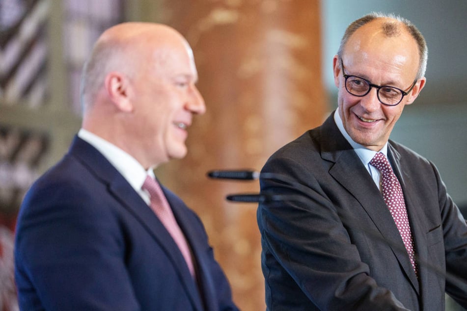 Friedrich Merz hatte viele lobende Worte für die Stadt Berlin und seinen Parteikollegen Kai Wegner übrig.