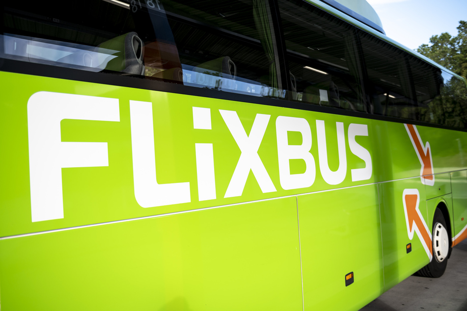 Künftig sollen Fernbusse am neuen Bahnhofstunnel halten. Der Baubeginn für die neuen Bus-Terminals steht aber noch nicht fest (Symbolbild).