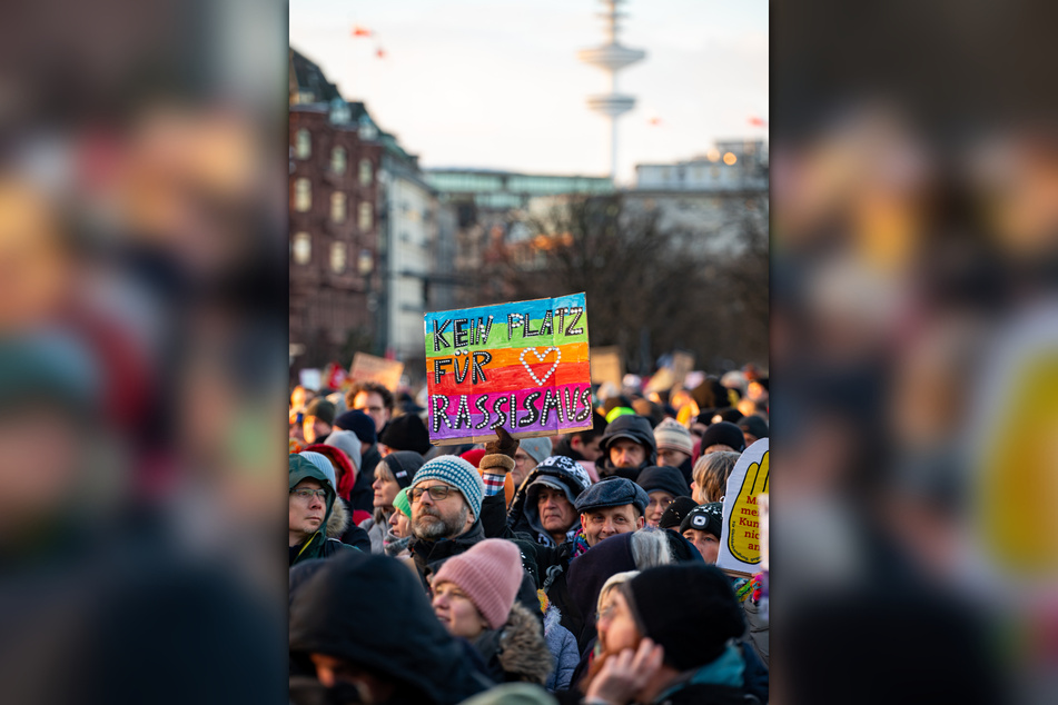 Mit mindestens 30.000 Menschen rechnen die Veranstalter bei der nächsten Demo gegen rechts in Hamburg.
