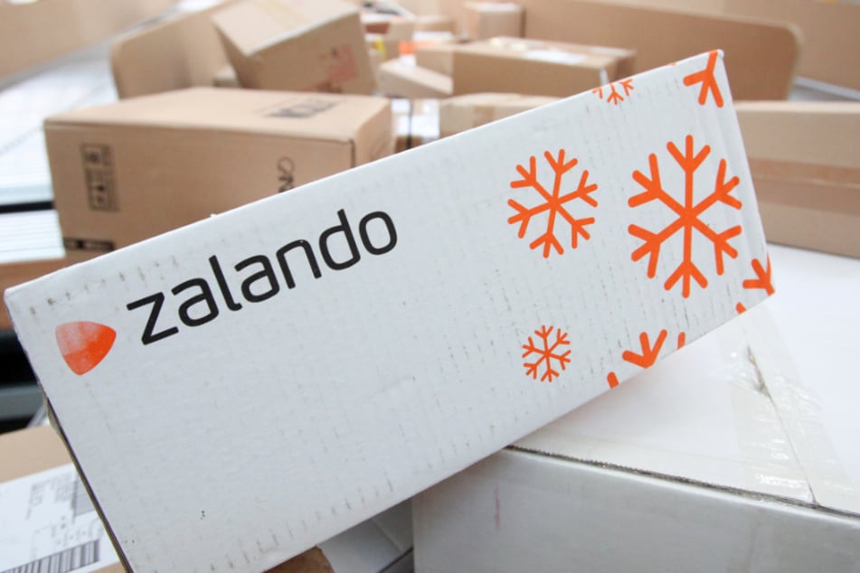 Auch der Onlinehändler Zalando berichtet von sinkenden Retouren.