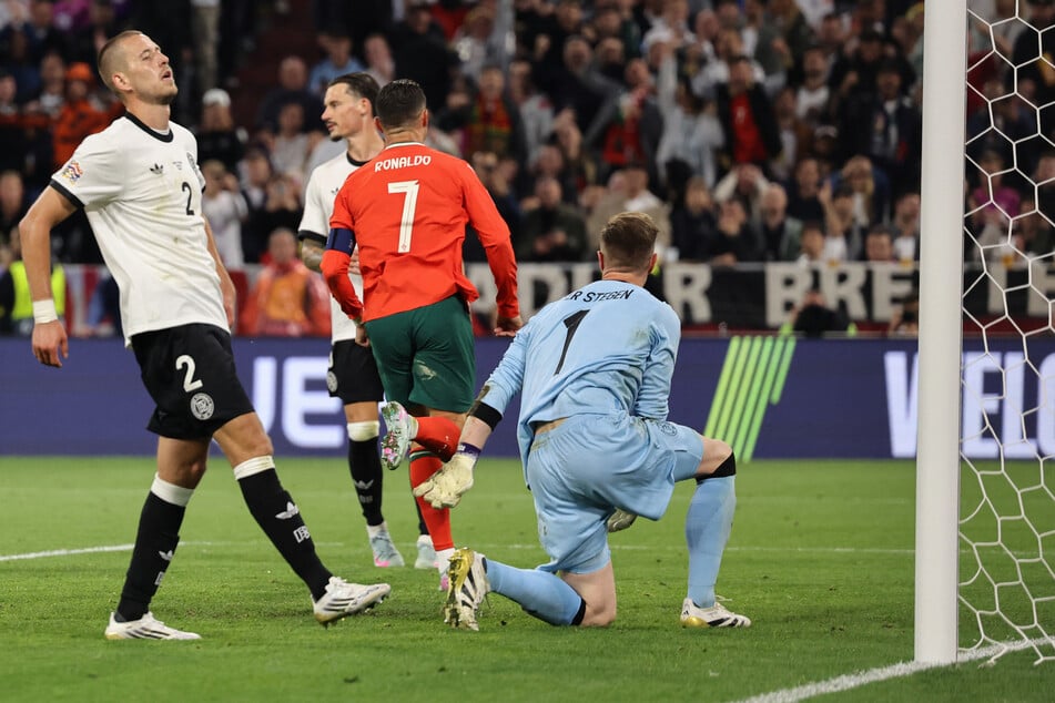 Knipst Ronaldo die DFB-Elf hier aus der Nations League?