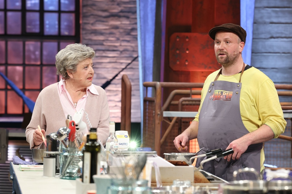 Moritz A. Sachs (41) mit seiner "Lindenstraße"-Mama und "Mutter der Nation" Marie-Luise Marjan (80).