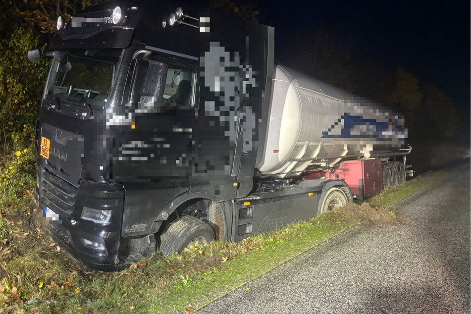 Der Fahrer des Gefahrentransports soll alkoholisiert gewesen sein.