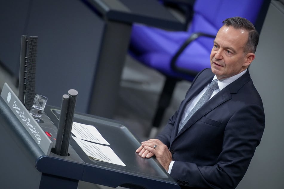 Minister Volker Wissing (54) ist der Ansicht, dass den Opfern des Magdeburger Anschlags dieselbe finanzielle Unterstützung zusteht wie Opfern von Terrorangriffen.