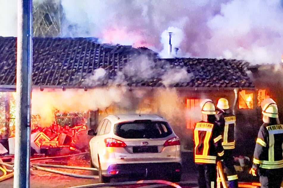 Rund 60 Feuerwehrleute waren am Brandort im Einsatz.