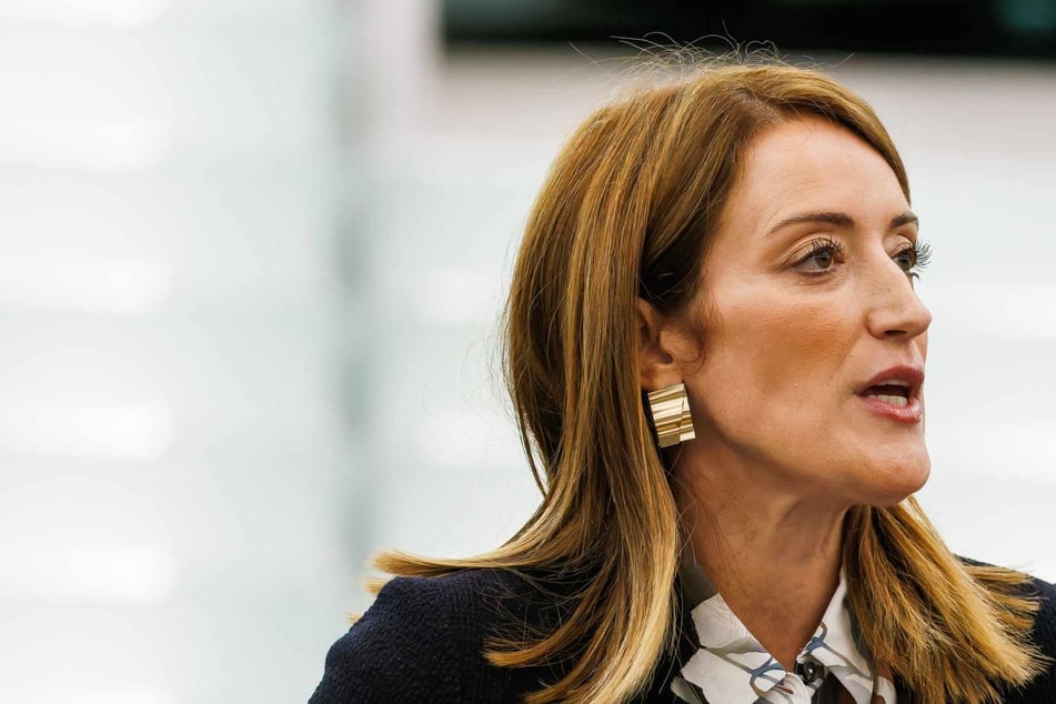 Nahost-Konflikt: EU-Parlaments-Präsidentin ermuntert Iran-Demonstranten - schon 490 Tote