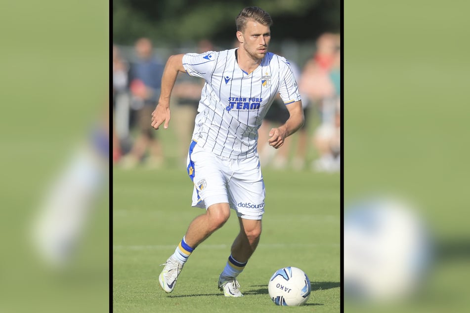 Lukas Lämmel (25) erzielt vor der Pause den sehenswerten Führungstreffer für den FCC. (Archivbild)