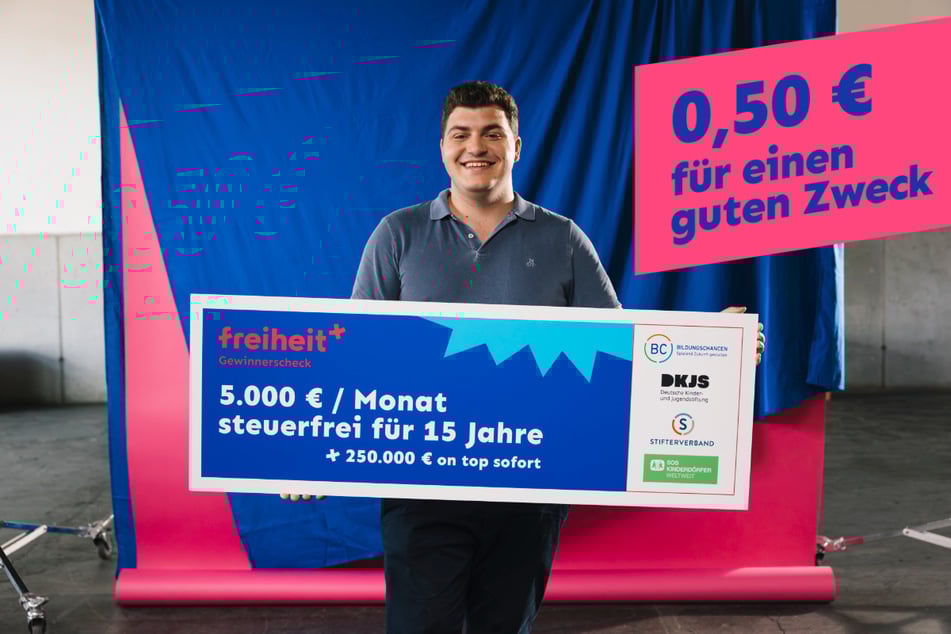 Bei freiheit+ profitiert jeder, denn je 0,50 Euro pro Los gehen an den guten Zweck.
