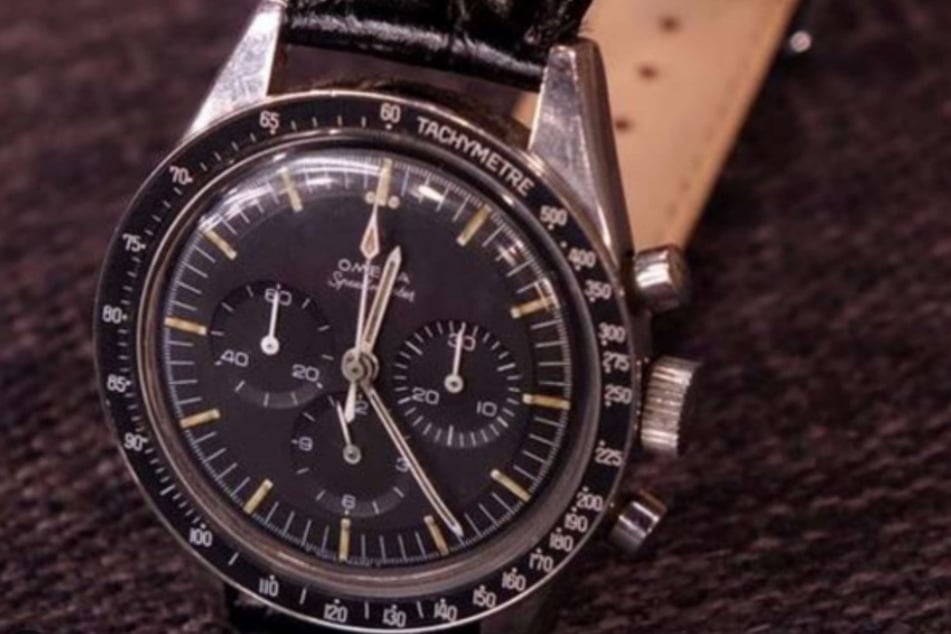 Die Omega Speedmaster, auch "Moonwatch" genannt, soll laut der Meinung des Sachverständigen bis zu 10.000 Euro wert sein.