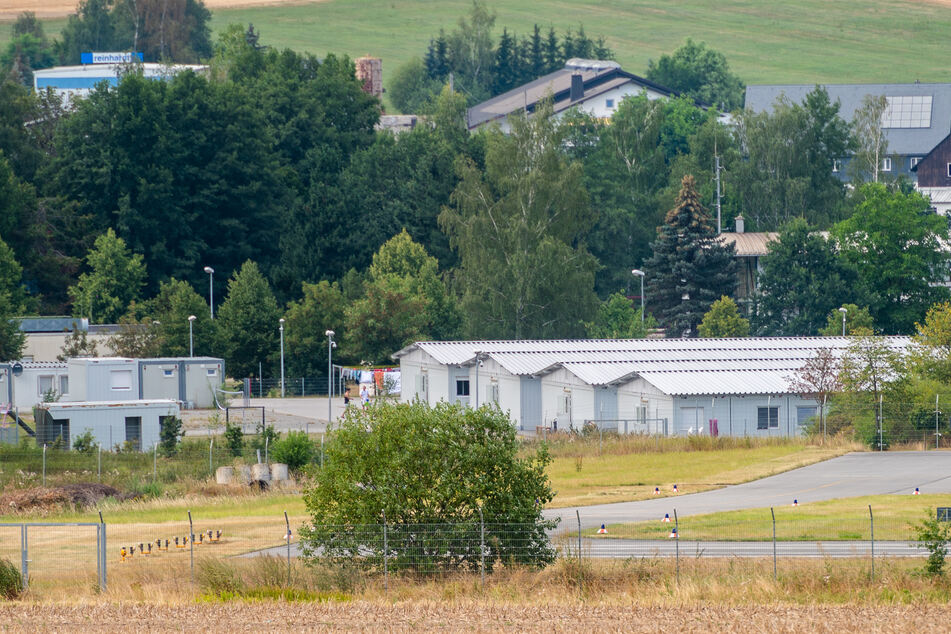 Im Container-Dorf in Jahnsdorf-Pfaffenhain leben knapp 100 Asylbewerber. Die Übergangslösung ist bis Ende September 2020 geplant.