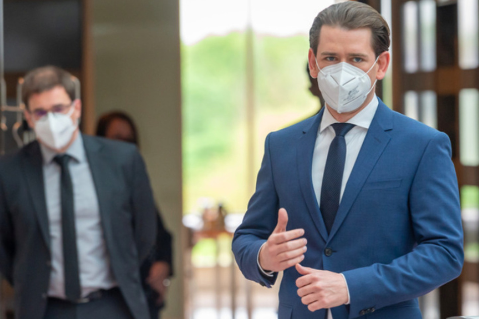 Sebastian Kurz (34, r.), Bundeskanzler von Österreich, hofft auf ein baldiges Ende der deutschen Quarantäne-Regeln.